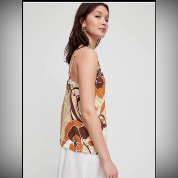 Aritzia Wilfred Boscono satin Camisole (BNWT) - Picture 3 of 4